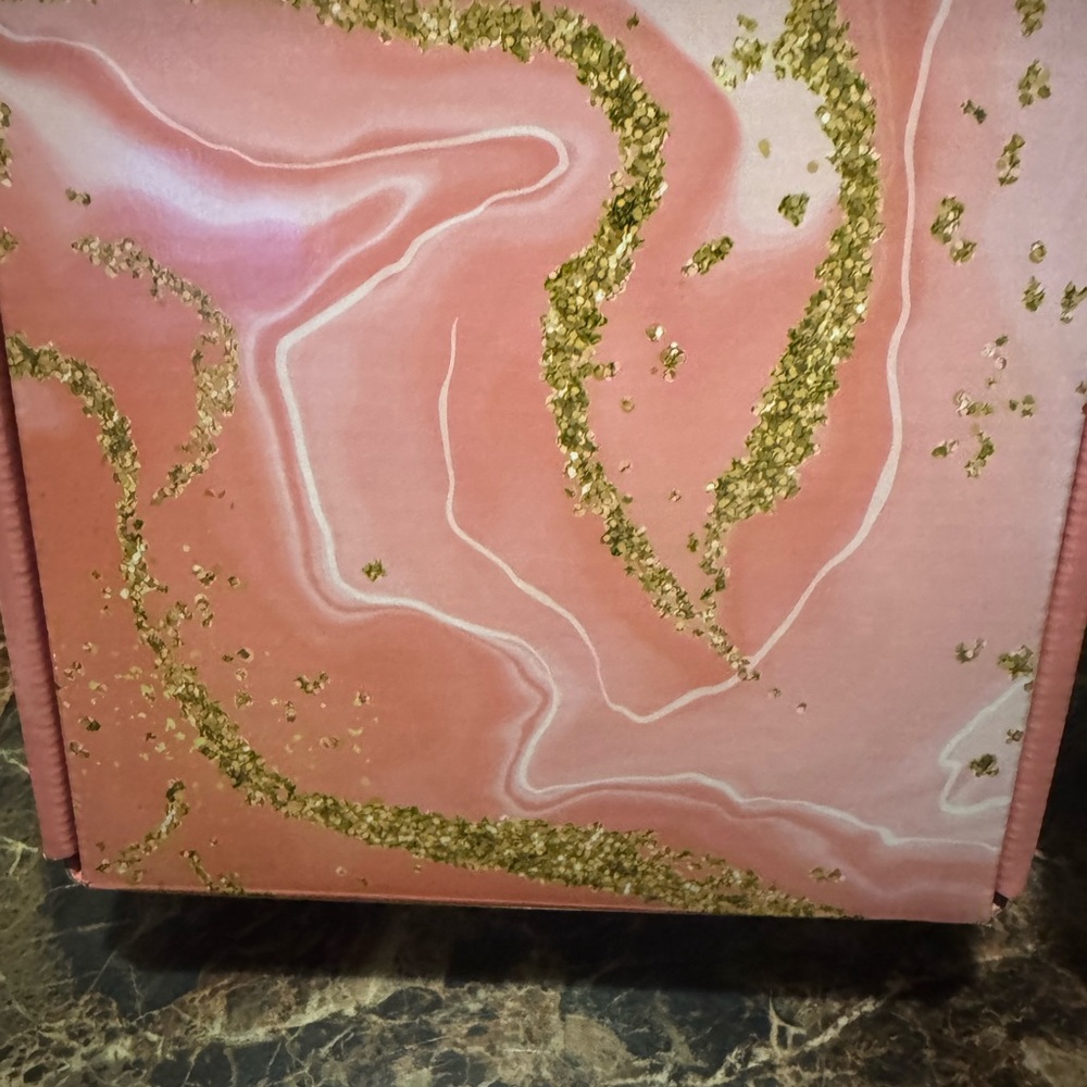 Pink Gift Set - Picture 3 of 5